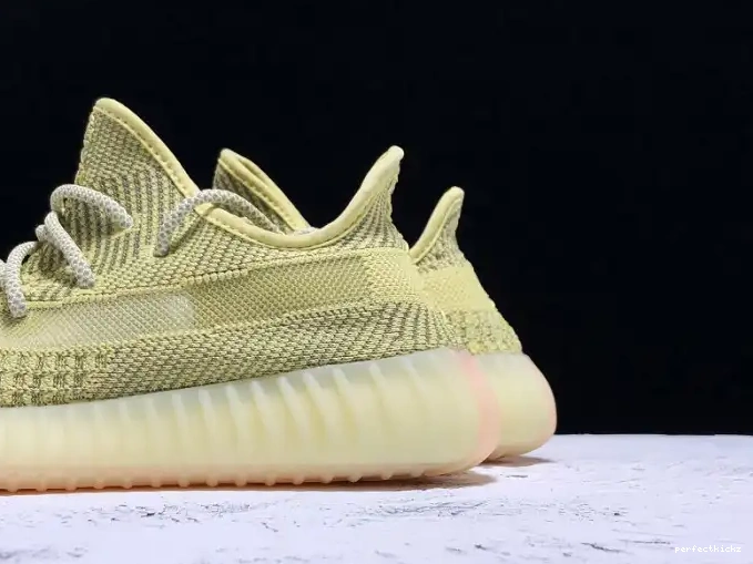 Reflective Yeezys 350 Antlia FV3255 V2 Adidas 0702
